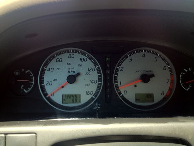 Nissan Maxima SE Sedan