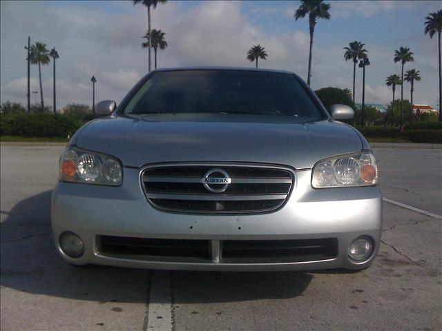 Nissan Maxima 2003 photo 1