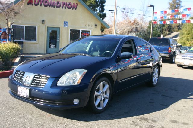 Nissan Maxima 2004 photo 2