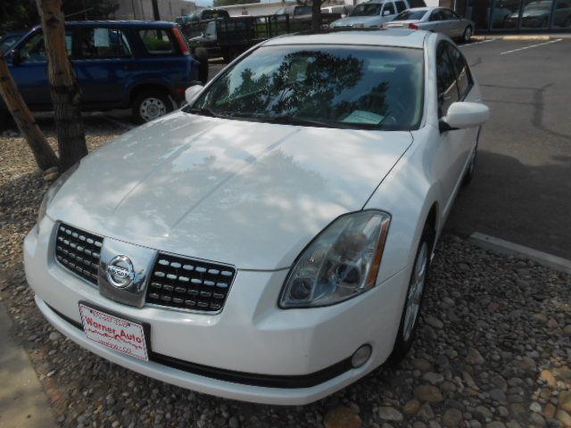 Nissan Maxima 2004 photo 2