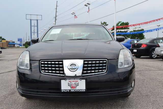 Nissan Maxima 2004 photo 1