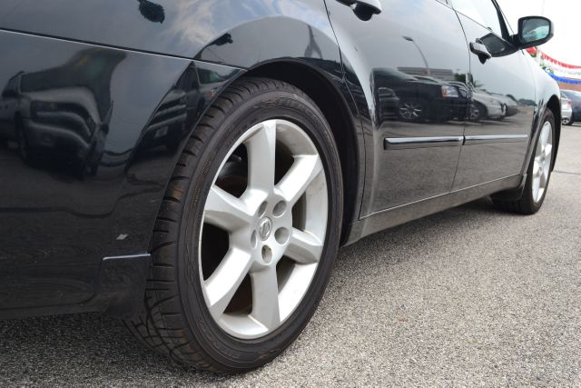 Nissan Maxima 2004 photo 2