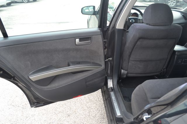 Nissan Maxima 2004 photo 27