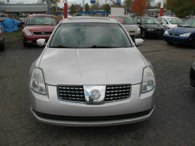 Nissan Maxima 2004 photo 2