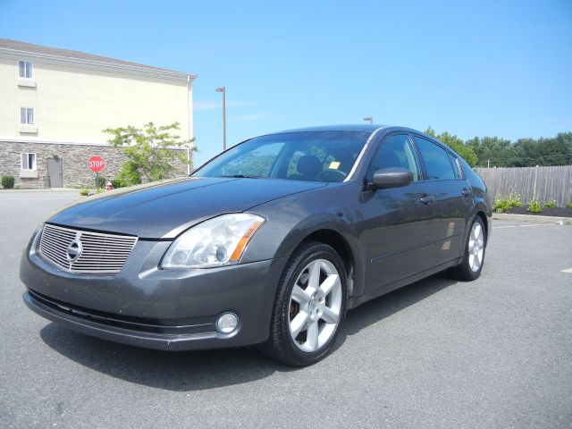 Nissan Maxima 2004 photo 2