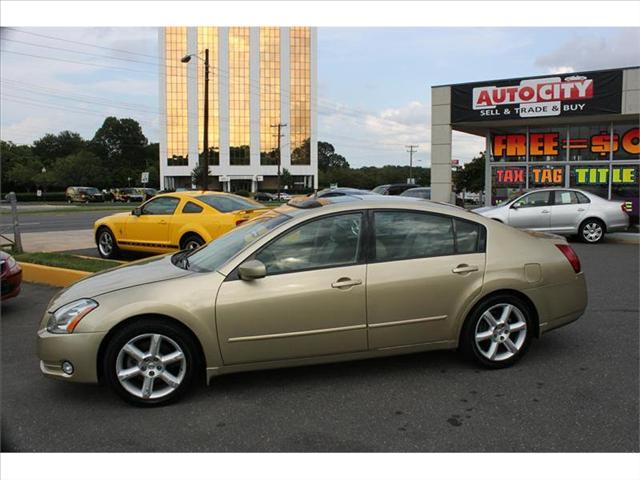 Nissan Maxima 2004 photo 1