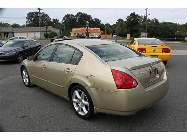 Nissan Maxima 2004 photo 2