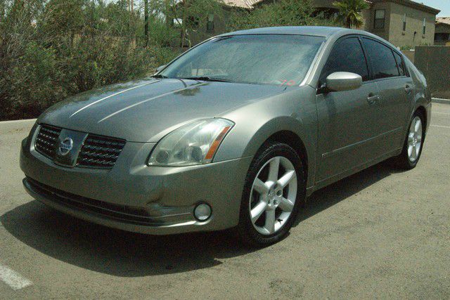Nissan Maxima 2004 photo 1