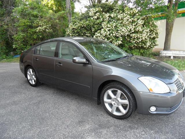 Nissan Maxima 2004 photo 10