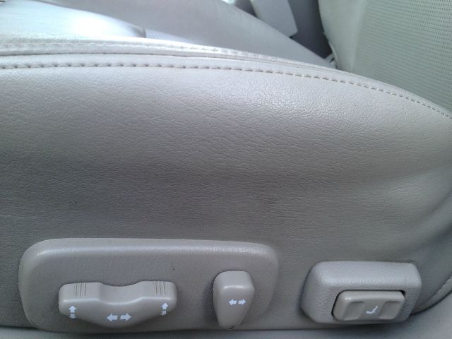 Nissan Maxima 2004 photo 1