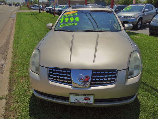 Nissan Maxima 2004 photo 1