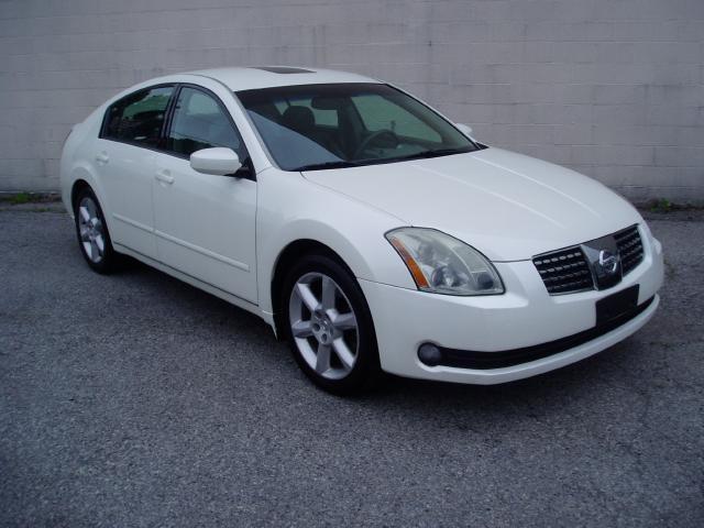 Nissan Maxima Economy Sedan