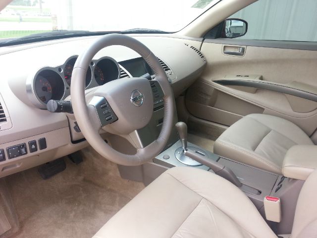 Nissan Maxima Level 3- 4dr Sedan