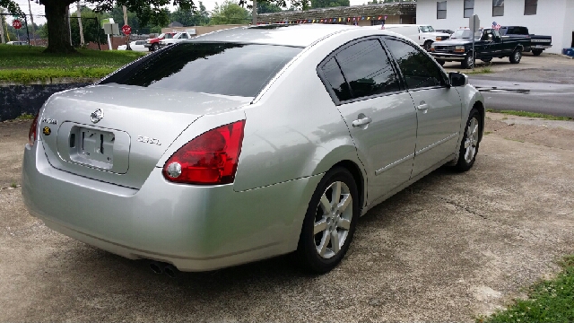 Nissan Maxima 2004 photo 1