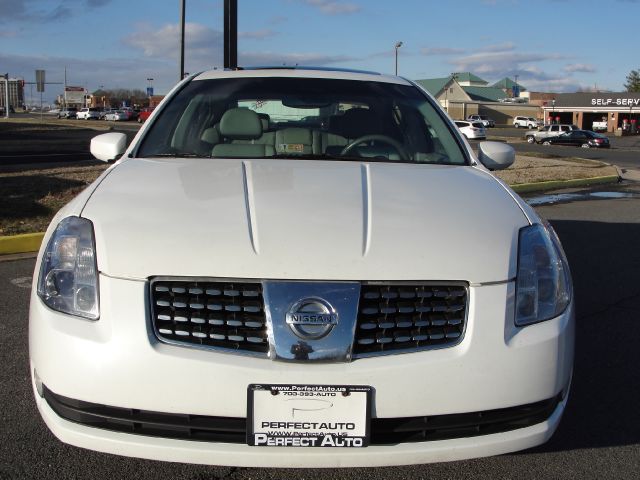 Nissan Maxima 2004 photo 1