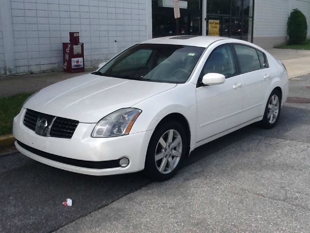 Nissan Maxima 2004 photo 1