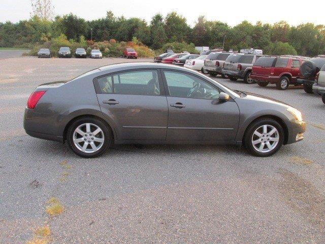 Nissan Maxima 2004 photo 2