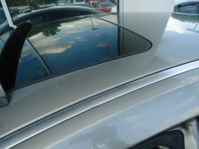 Nissan Maxima LS S Sedan