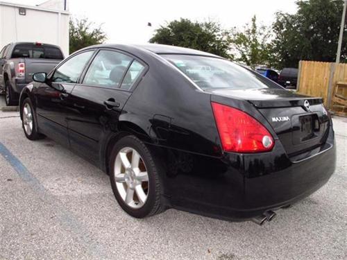 Nissan Maxima 2004 photo 1