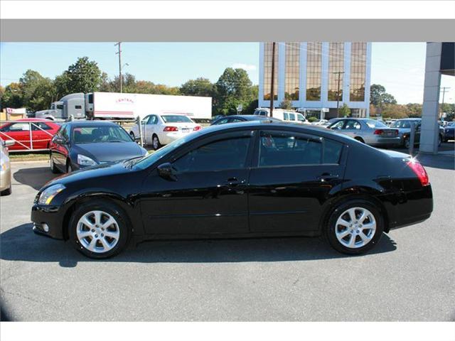 Nissan Maxima 2004 photo 1