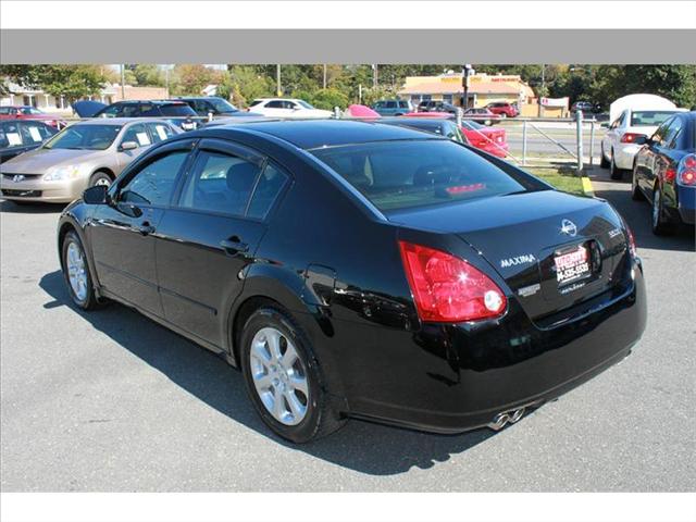 Nissan Maxima 2004 photo 2