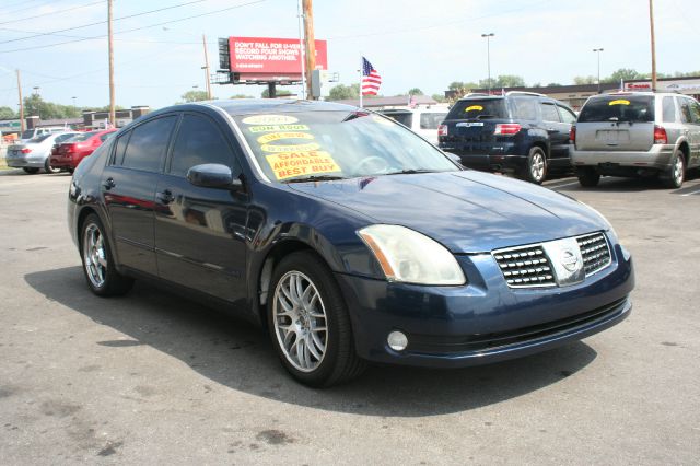 Nissan Maxima 2004 photo 2