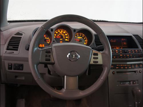 Nissan Maxima 2004 photo 2