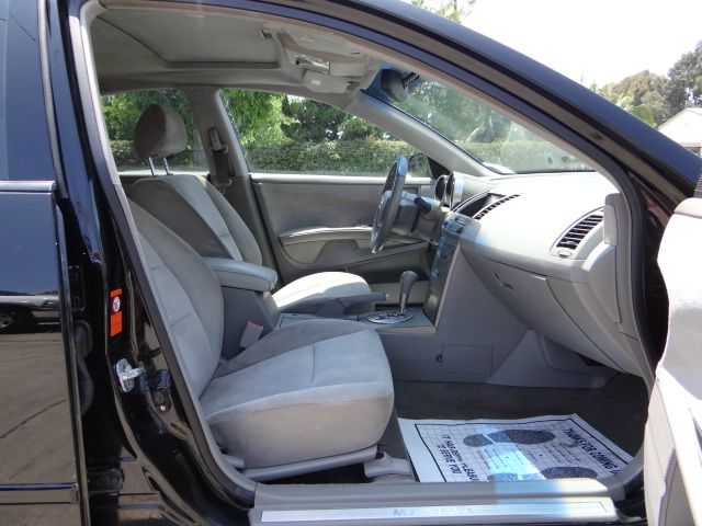 Nissan Maxima 2004 photo 10
