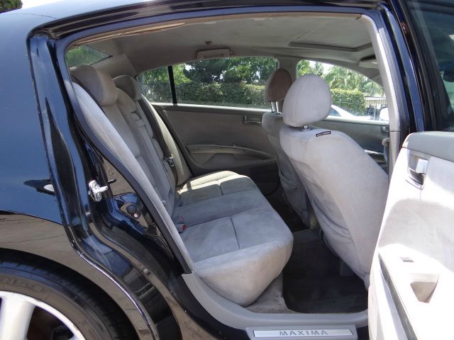 Nissan Maxima 2004 photo 11