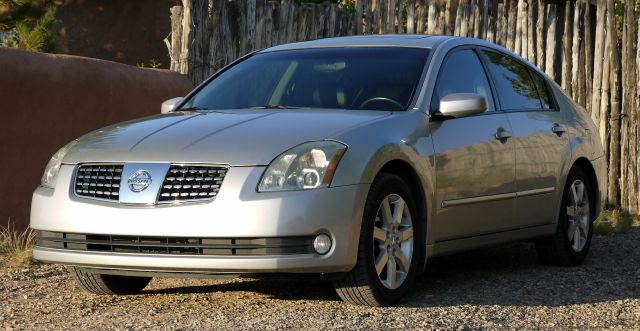 Nissan Maxima 2004 photo 1