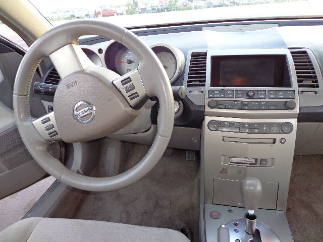 Nissan Maxima 2004 photo 1