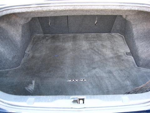 Nissan Maxima 2004 photo 1