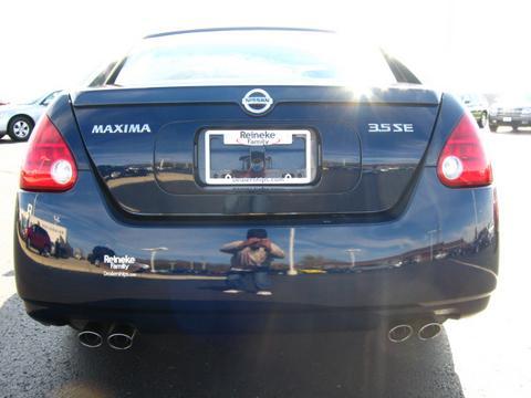 Nissan Maxima 2004 photo 2