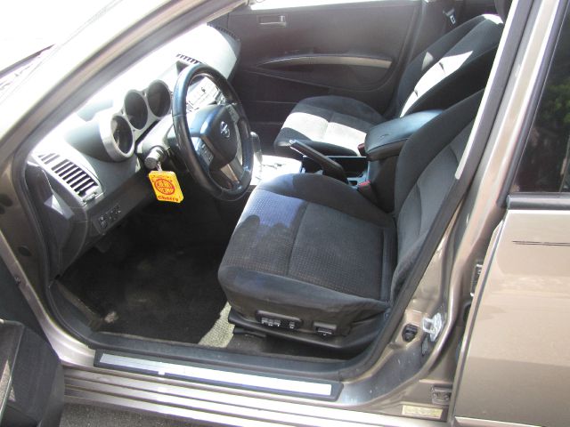 Nissan Maxima 2004 photo 2