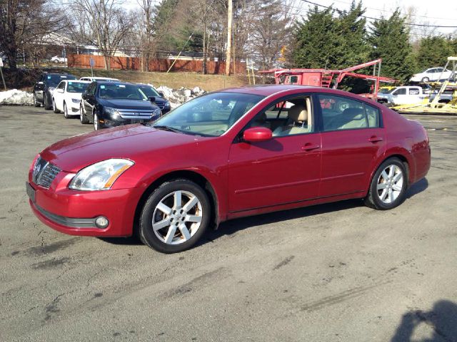 Nissan Maxima 2004 photo 1