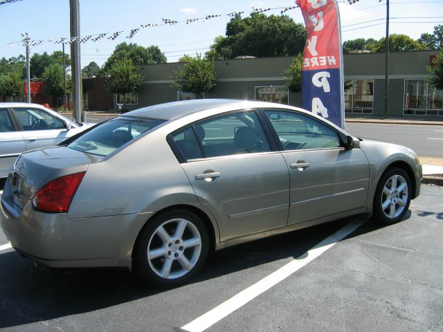 Nissan Maxima 2004 photo 2