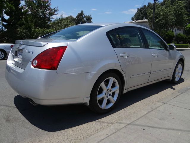 Nissan Maxima 2005 photo 2