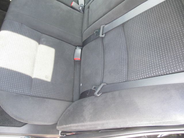 Nissan Maxima SE Sedan