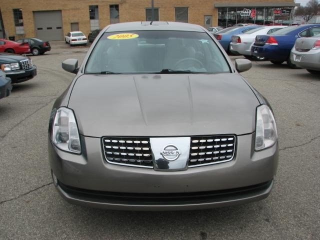 Nissan Maxima 2005 photo 2