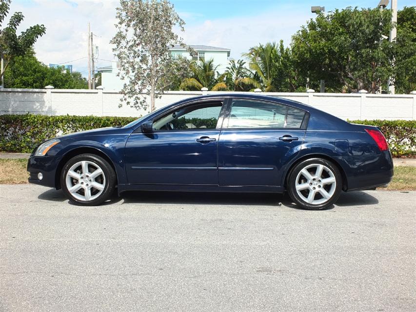 Nissan Maxima 2005 photo 1
