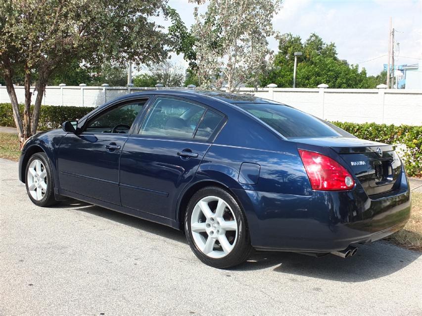 Nissan Maxima 2005 photo 2