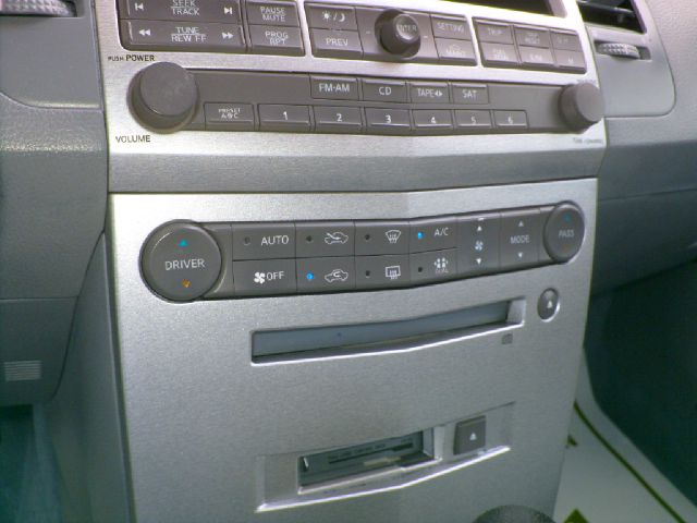 Nissan Maxima 2005 photo 25
