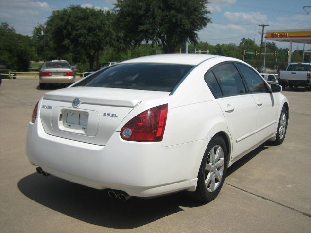Nissan Maxima 2005 photo 2