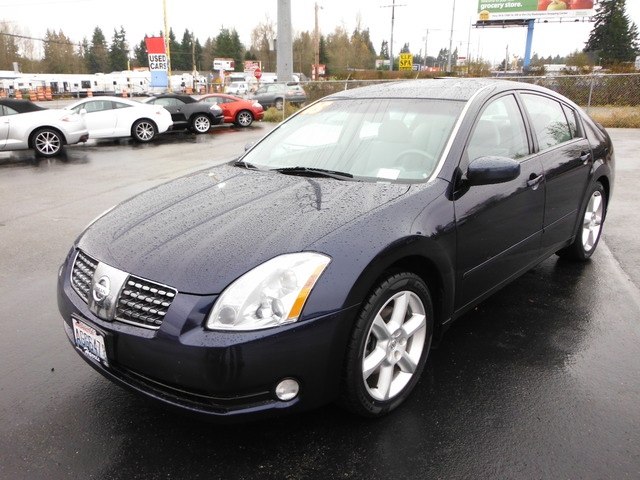 Nissan Maxima S 4x4 SUV Unspecified