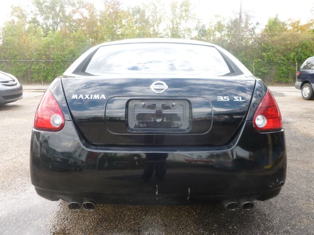 Nissan Maxima 2005 photo 1