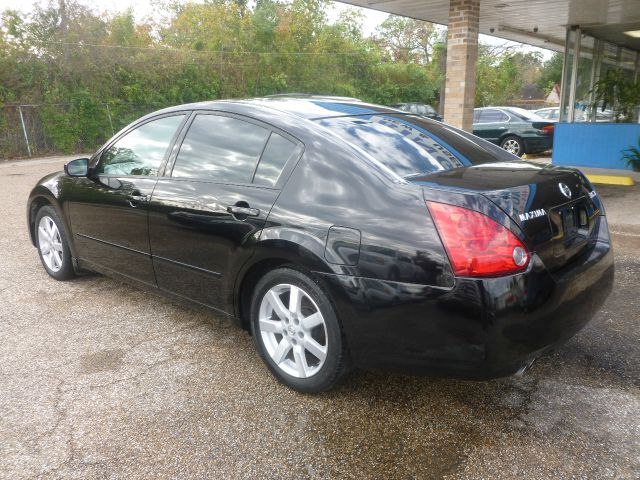 Nissan Maxima 2005 photo 2