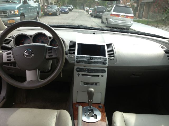 Nissan Maxima 2005 photo 1