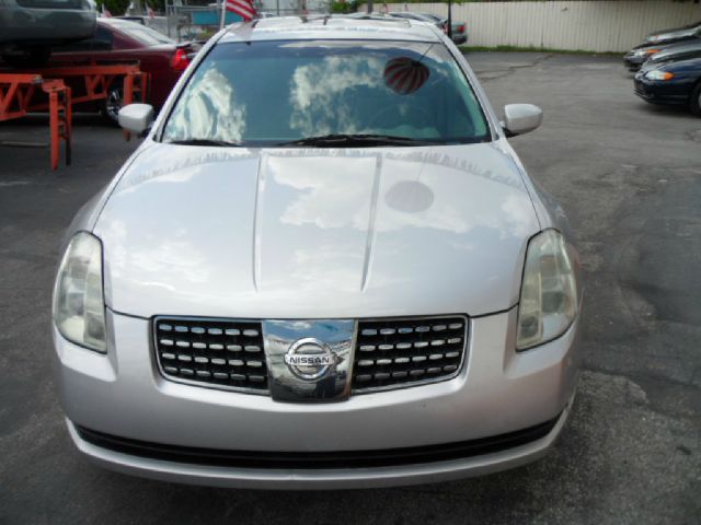 Nissan Maxima 2005 photo 2