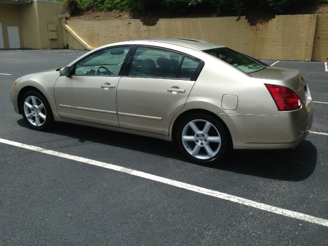 Nissan Maxima 2005 photo 1