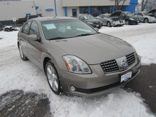 Nissan Maxima S 4x4 SUV Unspecified